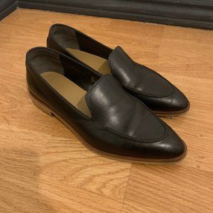 Everlane Black Leather Flats/Loafers Size 7